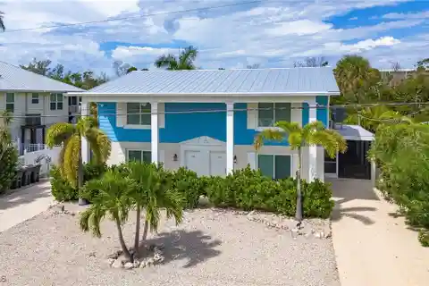 Turnkey Direct Gulf Access Waterfront Duplex