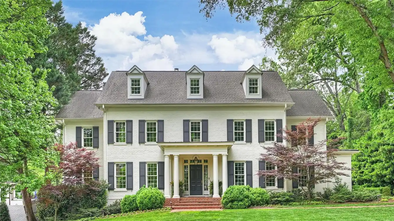 Gorgeous Custom Home in Foxcroft