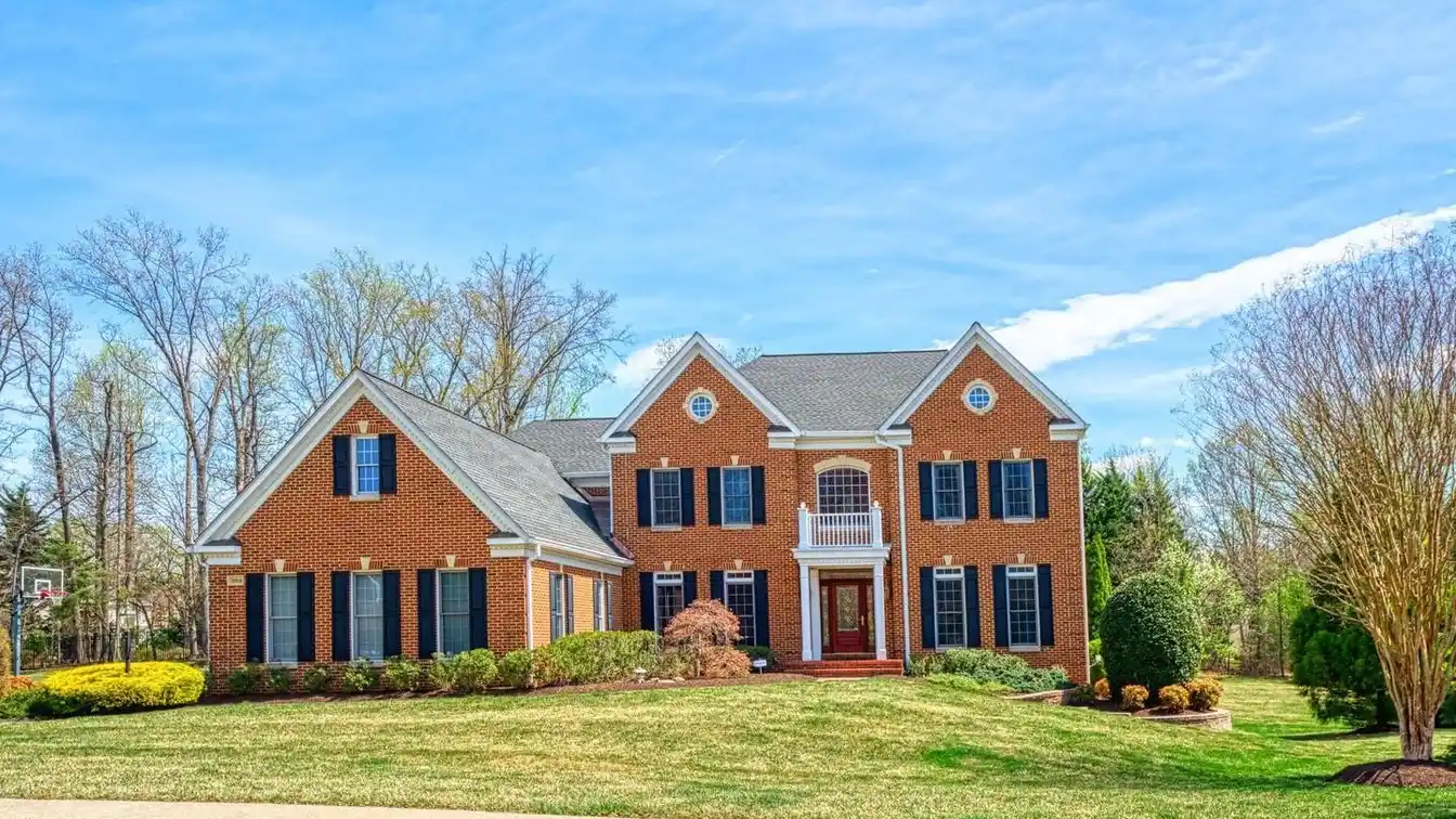 Stunning Colonial Gem