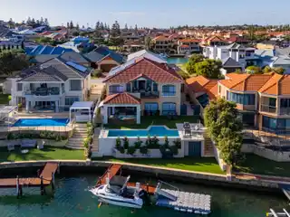 Exceptional Value Canal Residence