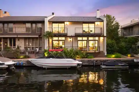 Fully Renovated Residence Within the Harbor on Lake Austin