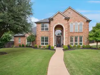Stunning Home in Sought-after Oak Tree Estates in Southlake