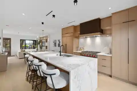 Elegance and Style in the Heights