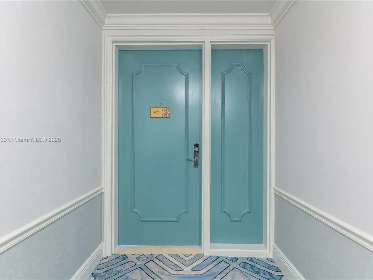 Small Image