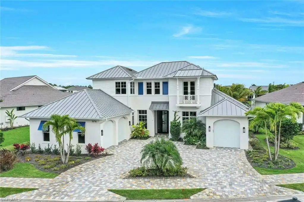 New Luxury Home in the Enclave of Distinction