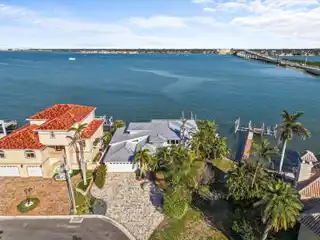 Elevated Waterfront Oasis
