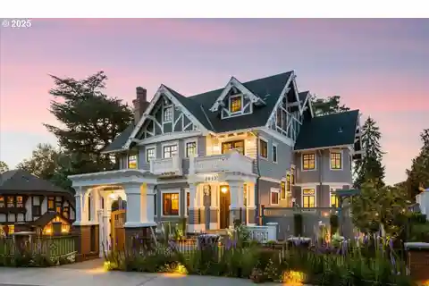 Modern Masterpiece | Portland Heights