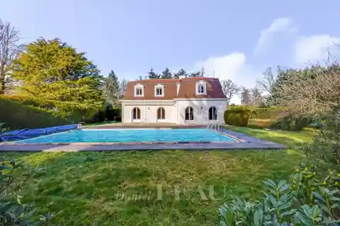 Mansart-Style Property with Pool