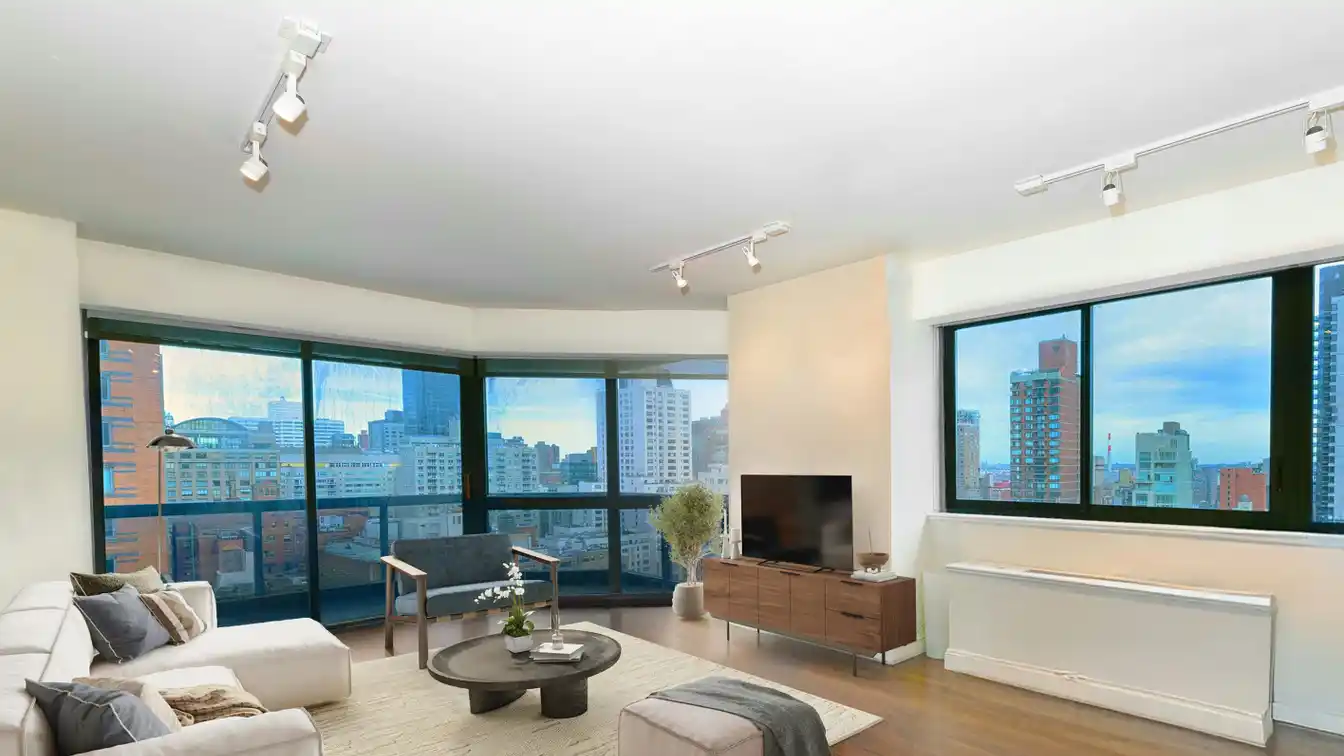 One Bedroom Apartment with Amazing Views
