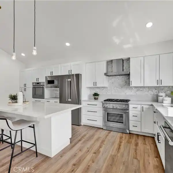 PARK PLACE MODEL-PERFECT HOME