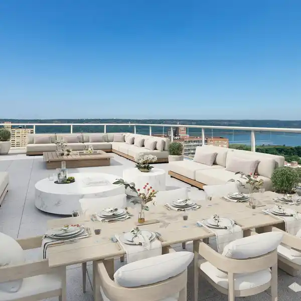 SPECTACULAR SOLARIA PENTHOUSE WITH RIVER VIEWS