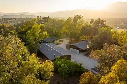 Private Hilltop Retreat
