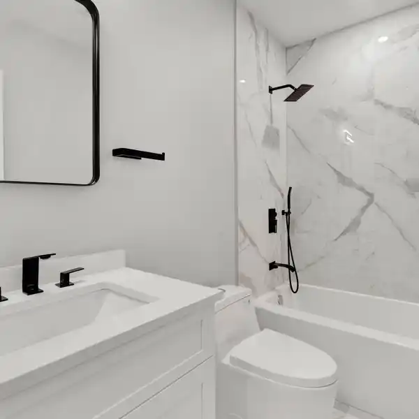 NEWLY CONSTRUCTED COLONIAL MASTERPIECE