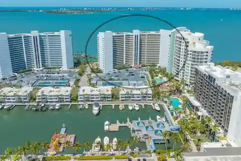 Direct Bayfront Living in Condo on the Bay