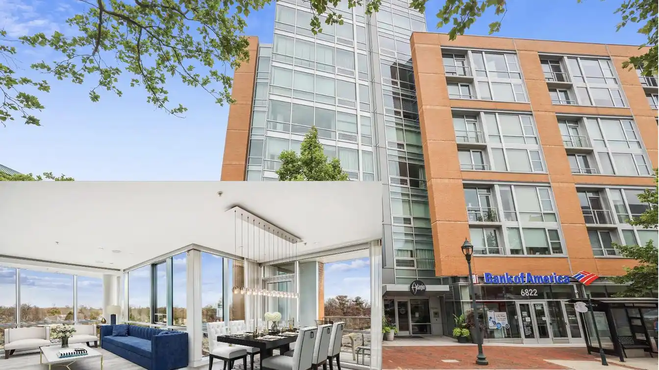 Two-level Corner Unit at the Adagio