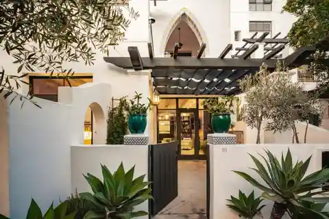 Moroccan-Inspired Single-Level Luxury Condo
