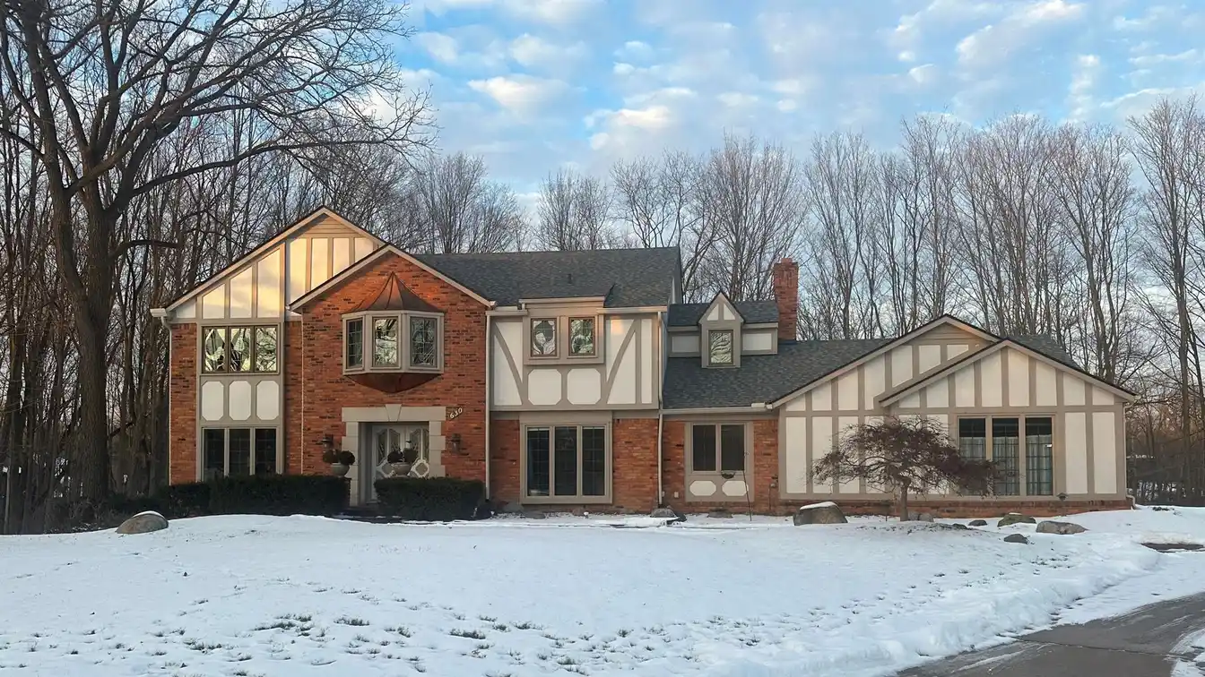 Beautiful Bloomfield Hills Brick Colonial