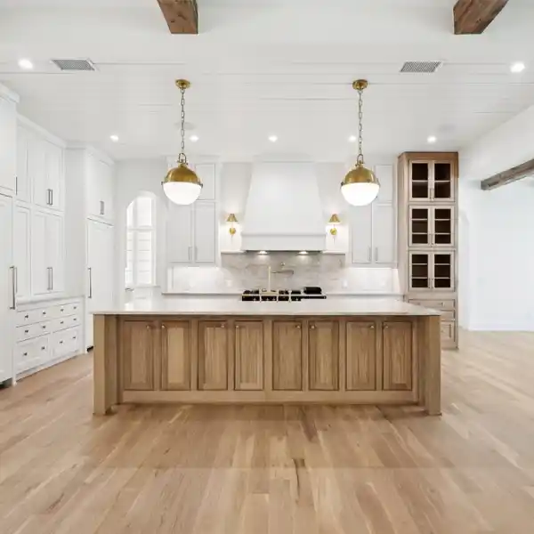 GRAND ESTATE WITH CHEF'S KITCHEN, AND BEAUTIFULLY LANDSCAPED GROUNDS
