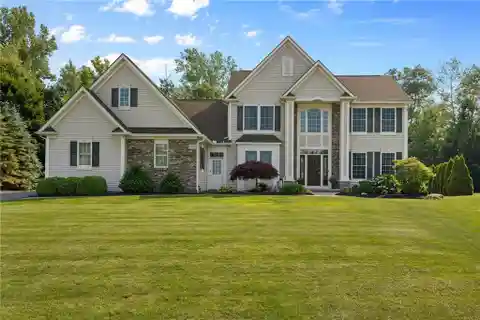Fabulous Cranberry Cove Home