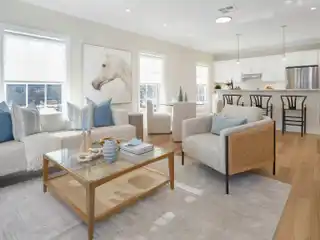 Expansive Heights Crossing Home for Rent
