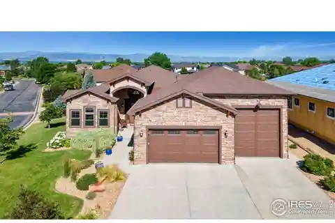 Beautifully Crafted Custom Ranch-Style Home