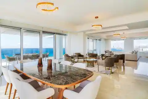 Sophisticated Duplex Penthouse
