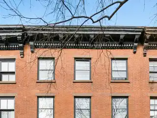 Cobble Hill 25-foot Townhouse