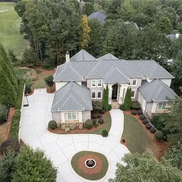 SPECTACULAR NEWER ESTATE OVERLOOKING SUGARLOAF COUNTRY CLUB