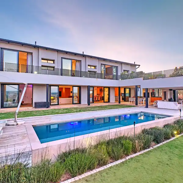 COUNTRY LIFE IN THE CITY