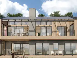 Luxury Living in Environmentally Conscious Elk View