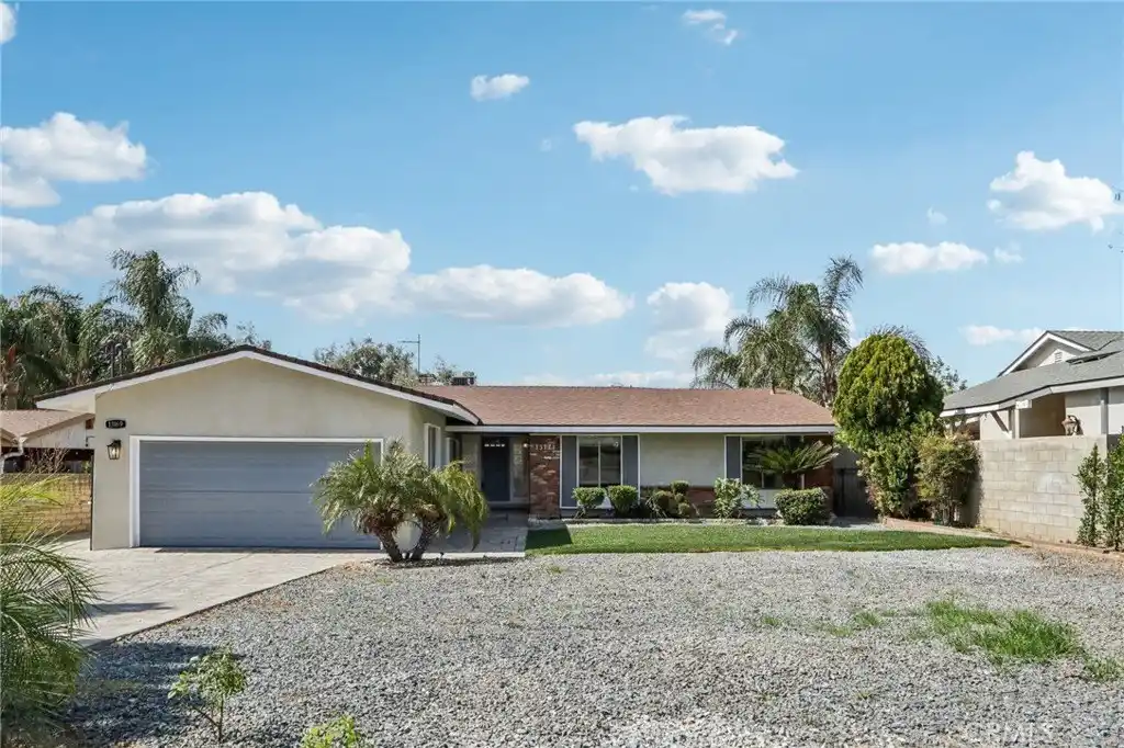 Two Homes on a Huge Lot