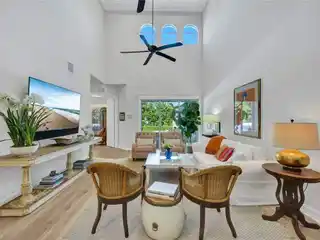 Luxurious Park Shore Townhome