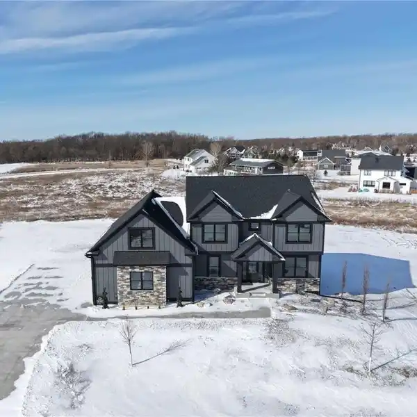 REMARKABLE NEW FIVE BEDROOM HOME