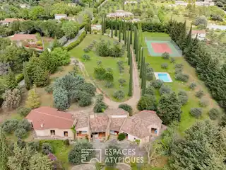 Architect-Designed Home in a Majestic Setting