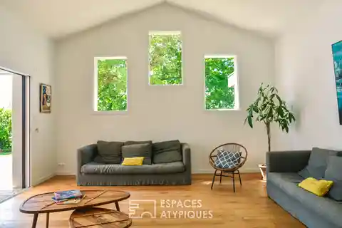 Architect-Designed Villa in Angresse