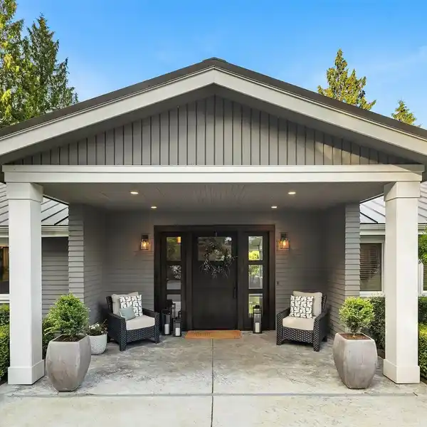 STYLISHLY UPDATED MID-CENTURY HOME