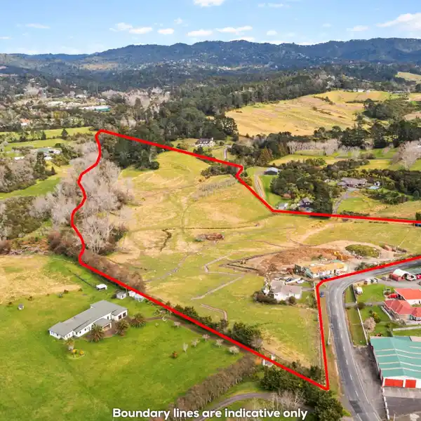 SPACIOUS RURAL HOME WITH WORKSHOPS AND PRIVACY