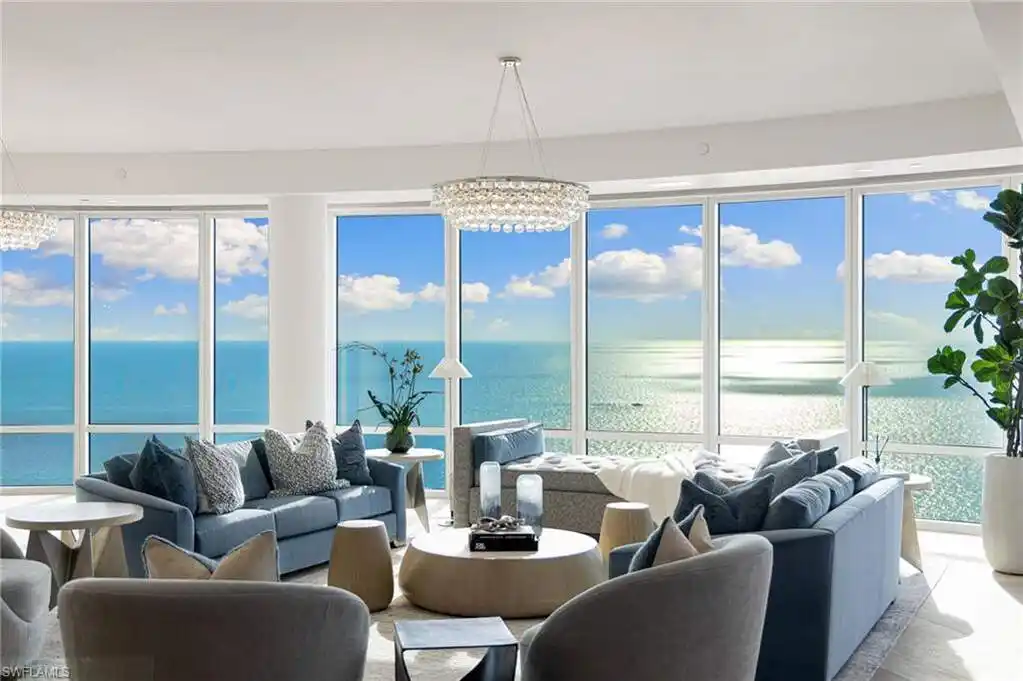 Gulf-front Penthouse at the Regent