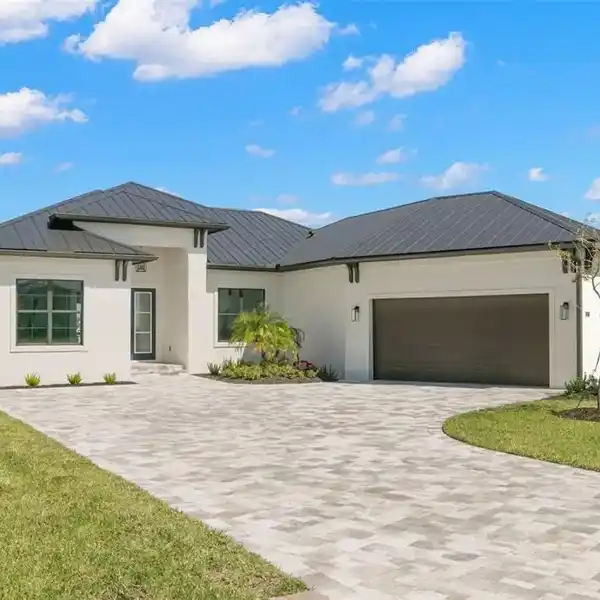 BRILLIANT WATERFRONT HOME