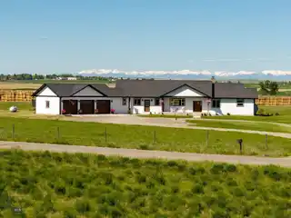 Montana Elegance Meets Country Tranquility