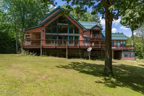 Custom Residence Atop 43 Secluded Mountain Acres
