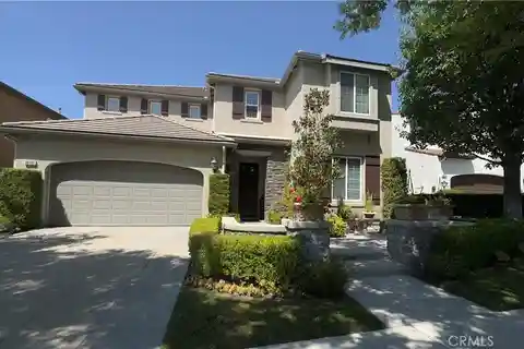 Well-maintained Home in Alta Vista Community Neighborhood