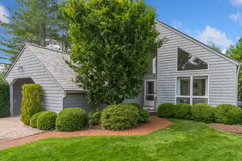 Private East Hampton Gem in Georgica Estates