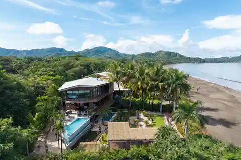 The Sanctuary | Breathtaking Oceanfront Luxury Gem