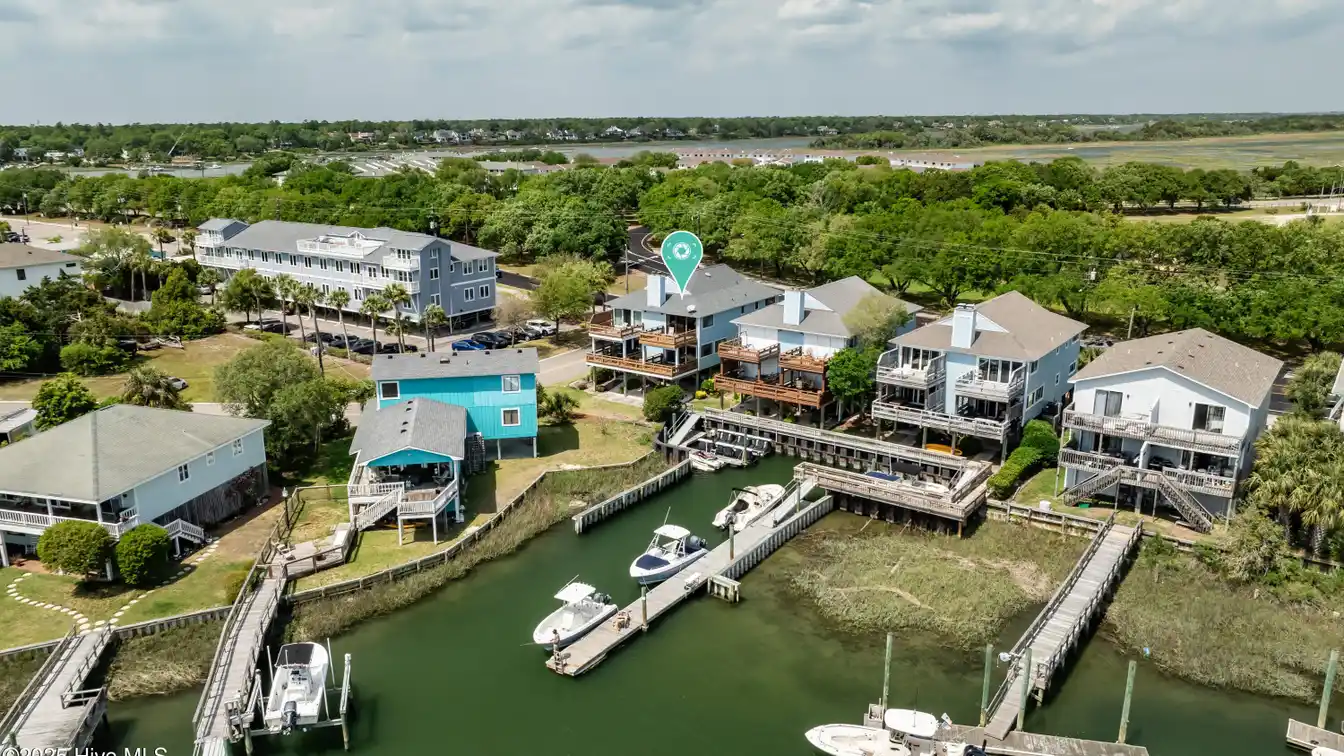 End Unit Condo Overlooking a Lagoon