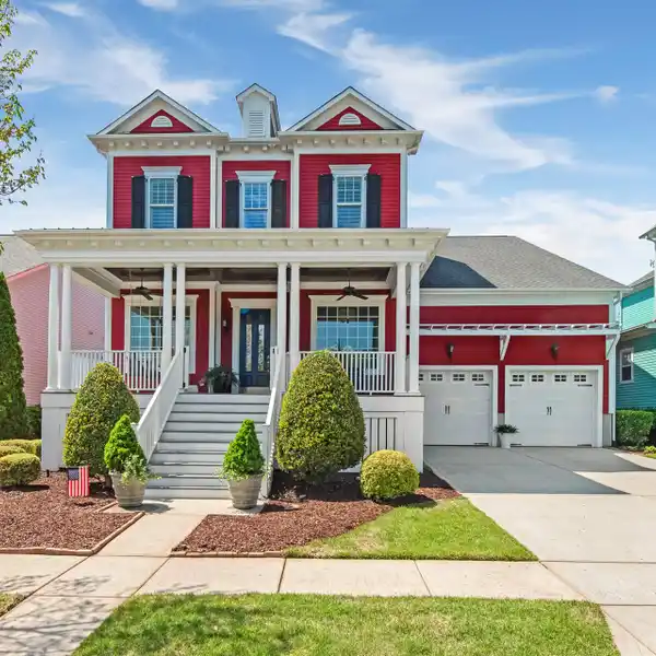 METICULOUSLY MAINTAINED HOME IN CHARMING ARDREY