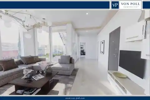 Special State-Of-The-Art Top-Floor Apartment