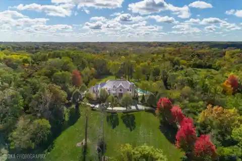 Spectacular Barrington Hills Estate