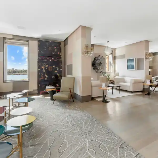 ICONIC WEST END AVENUE HIGH-FLOOR DUPLEX
