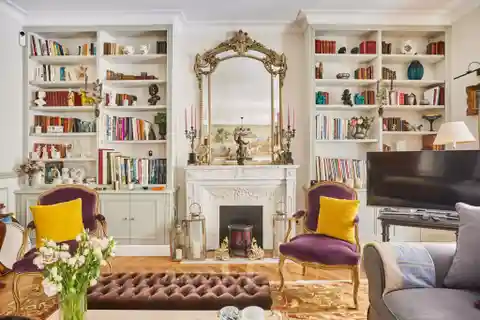 Beautifully Renovated First-Floor Apartment